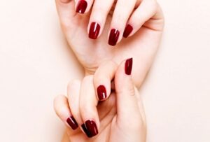 Cuidado de las uñas frágiles y quebradizas en invierno